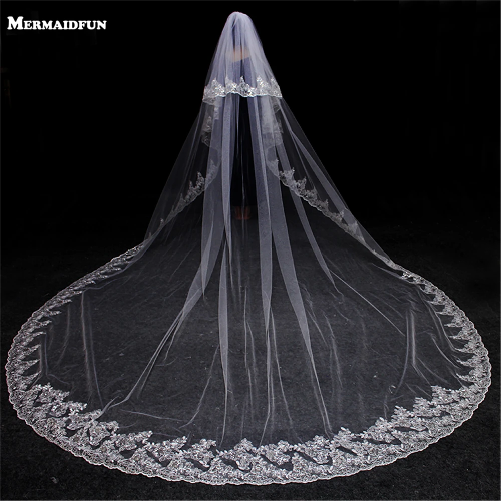 

2019 Real Photos Lace Edge Two Layers Wedding Veil with Comb New 3 Meters Luxuary Bling Sequins Lace Bridal Veil
