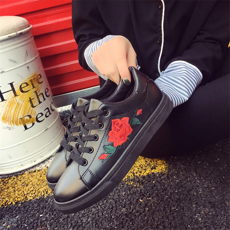 

Drop Shipping OEAK 2019 Autumn New Fashion Women Shoes Casual Shoes Woman Sneakers Woman Vulcanize Shoes Walking Canvas Shoes