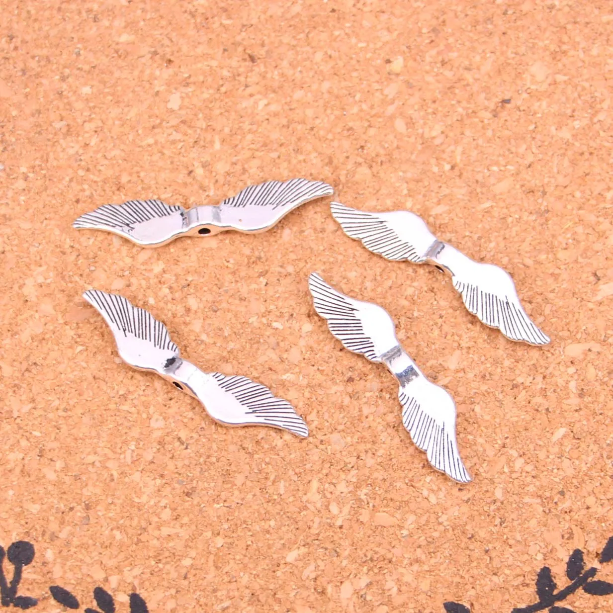 92 шт. посеребренные бусины с крыльями ангела|antique silver|charm diycharm wing |