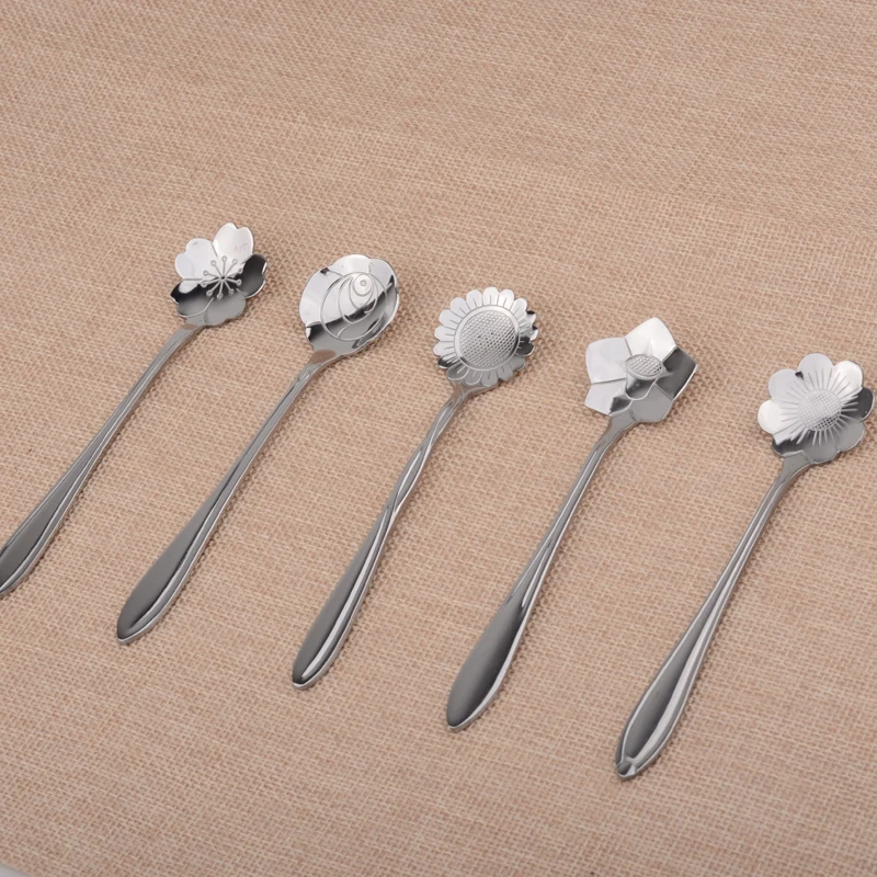 KMYC In Acciaio Inox Fiori Delicati Cucchiaio Tuta High-End per Tè e Caffè di Agitazione Cucchiai Calda Della Gelatina di Modo di Ghiaccio Crema Posate