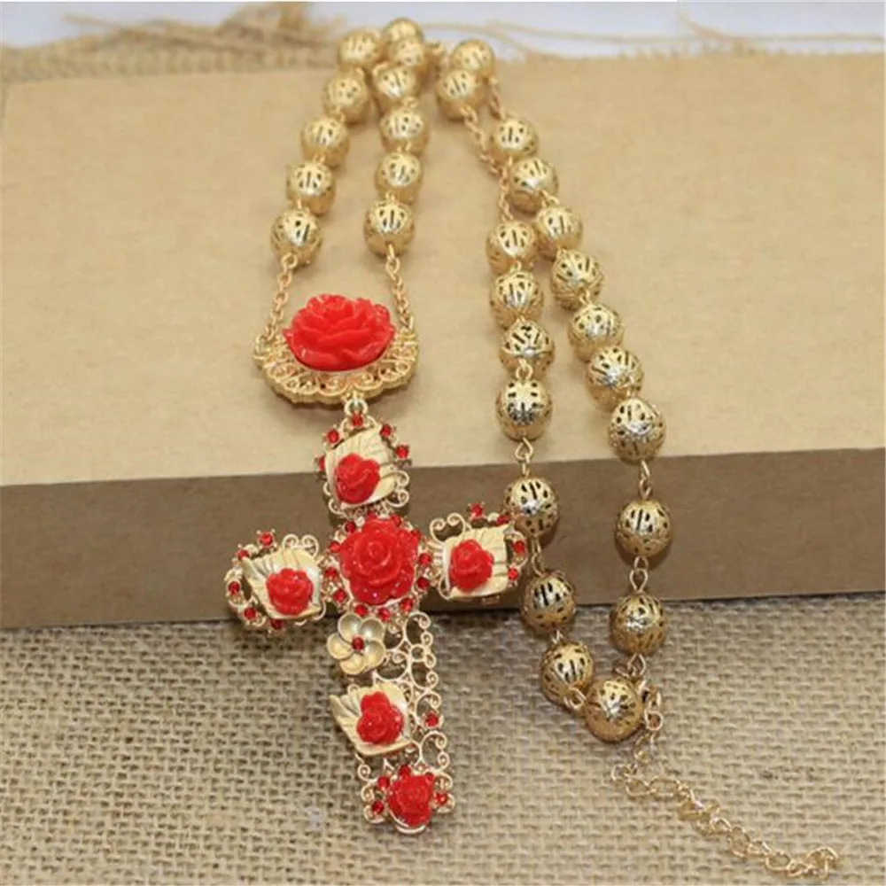 

MHS.SUN 1PCS European Fashion Gold Color Cross Pendant Baroque Necklace Vintage Flower Baroque Long Necklace Jewelry For Women