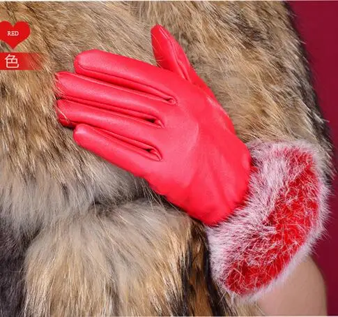 Осенне-зимние перчатки из искусственной кожи с сенсорным экраном плюс толстый бархат Теплый Настоящий мех кролика велосипедные перчатки для женщин - Цвет: Красный