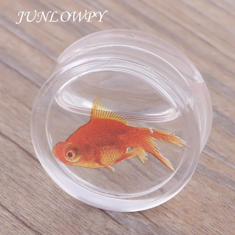 

Junlowpy Golden Fish Clear Water liquid Ear Plugs and Tunnels Piercing Ear Gauge Ear Expander Earring Body Jewelry Flesh tunnel