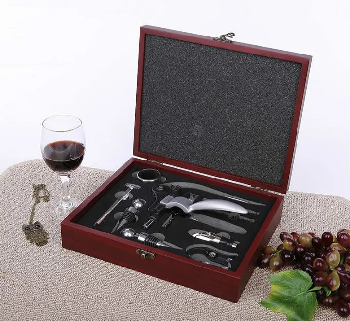 набор для вина. футляр для вина. подарочный набор с вином. набор wine accessory винный. набор для вина blt.