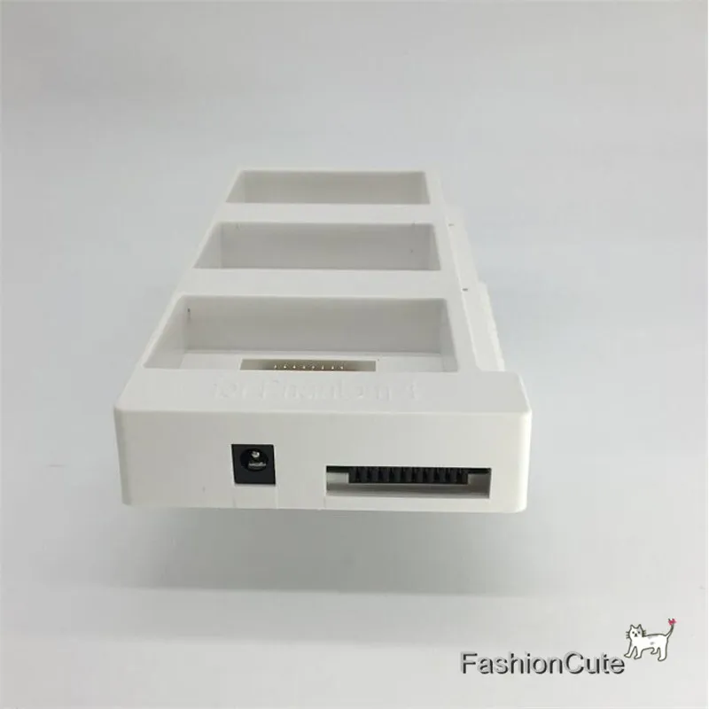 DJI Phantom 4 Accessories 3 In 1 Battery Charger Intelligent Detection Voltage Charging For DJI Phantom 4 FPV RC Drone RC Models