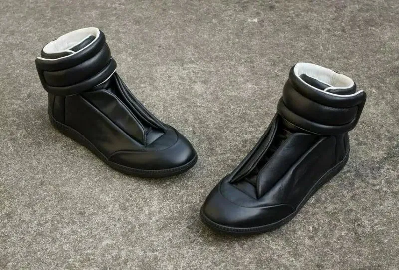 Кроссовки мужские из мягкой кожи высокие на шнуровке Повседневная Брендовая
