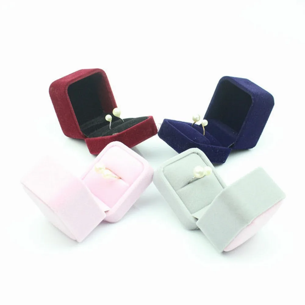 3657031120_1039794234 