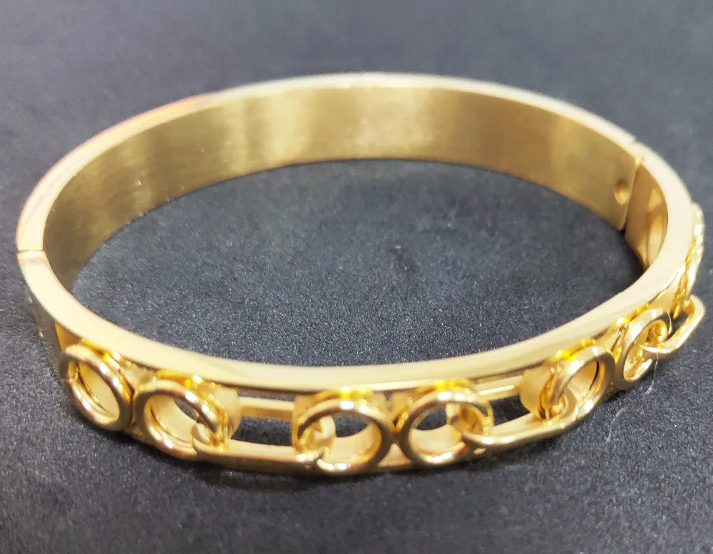

2019 Stainless steel hollow out gold color women or men quality bangle