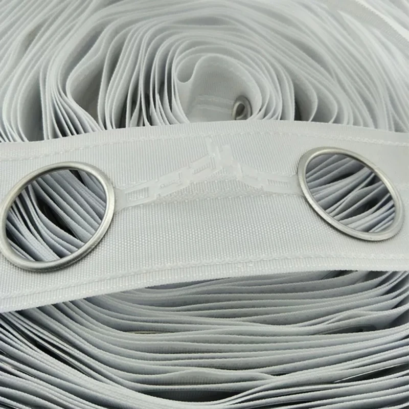 15761105512098177431