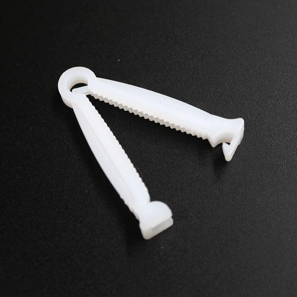 pig 100 pieces Plastic umbilical cord clamp white color disposable