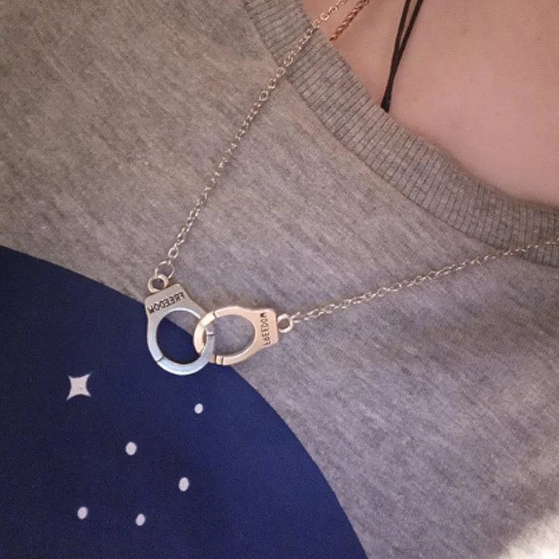 

Handcuff Pendant Necklace For Women Men Steampunk Fashion Jewelry Lover's Collares FREEDOM Valentine's Day Gift HOT 2018