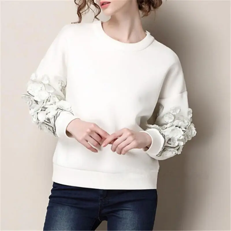 Женская толстовка с объемными цветами белая Неопреновая капюшоном размера плюс
