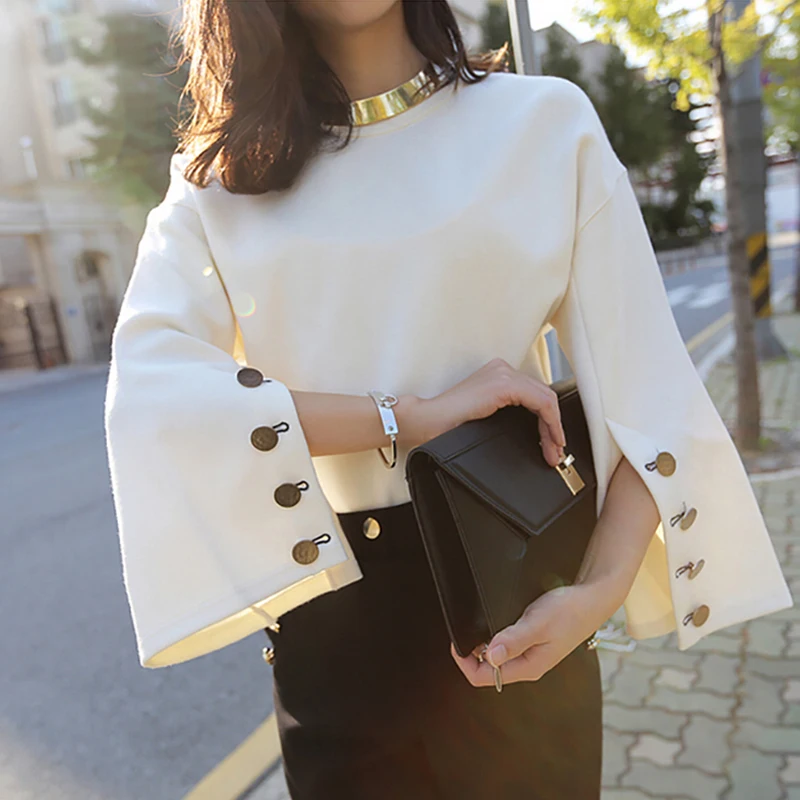 

2019 Hot Sale Autumn Flare Sleeve Split O-neck Lady Female Tops Women Sweater Clothes New Fashion Korean New