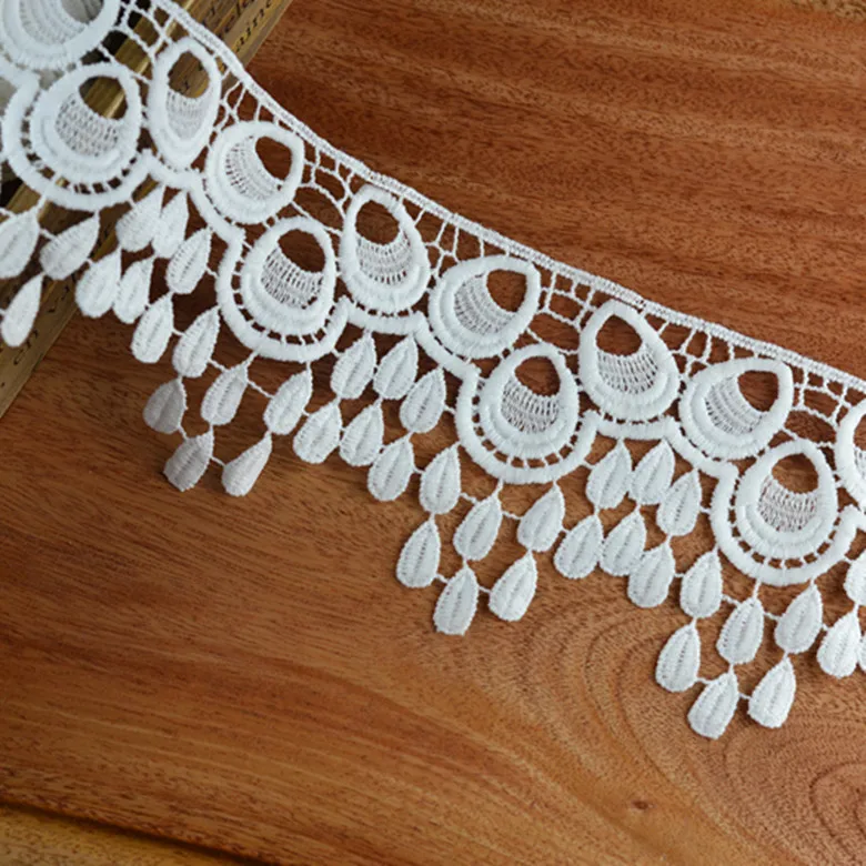 Retro Sytle Cotton Lace Fringe Trim Fabric in white for Doll Dress, Bag
