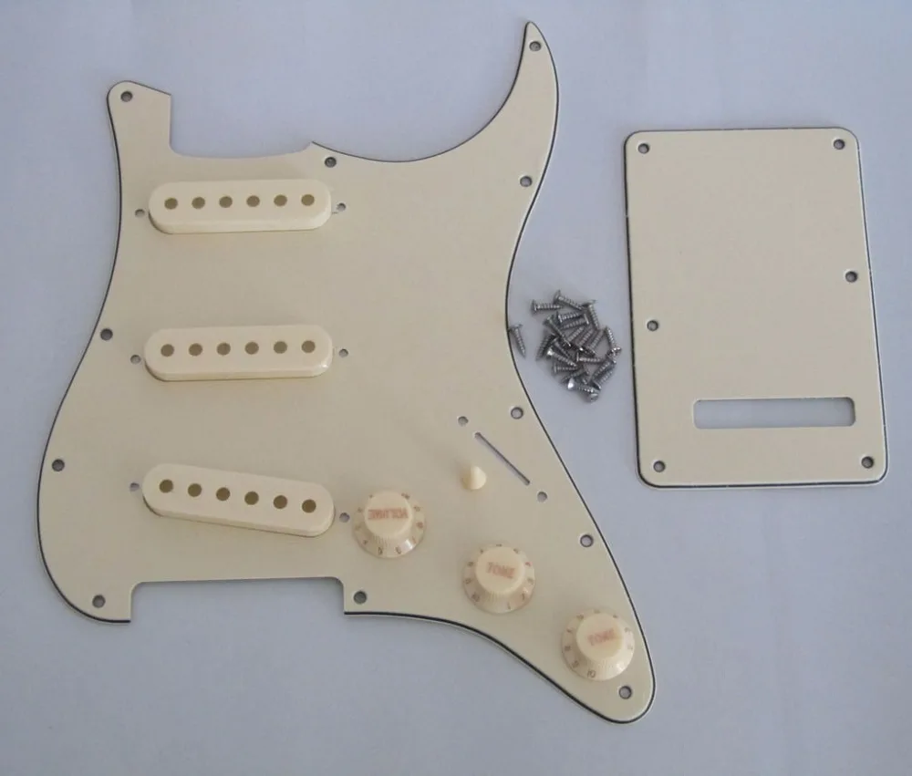 Aged White Pickguard with Pickup Covers Knobs Tip