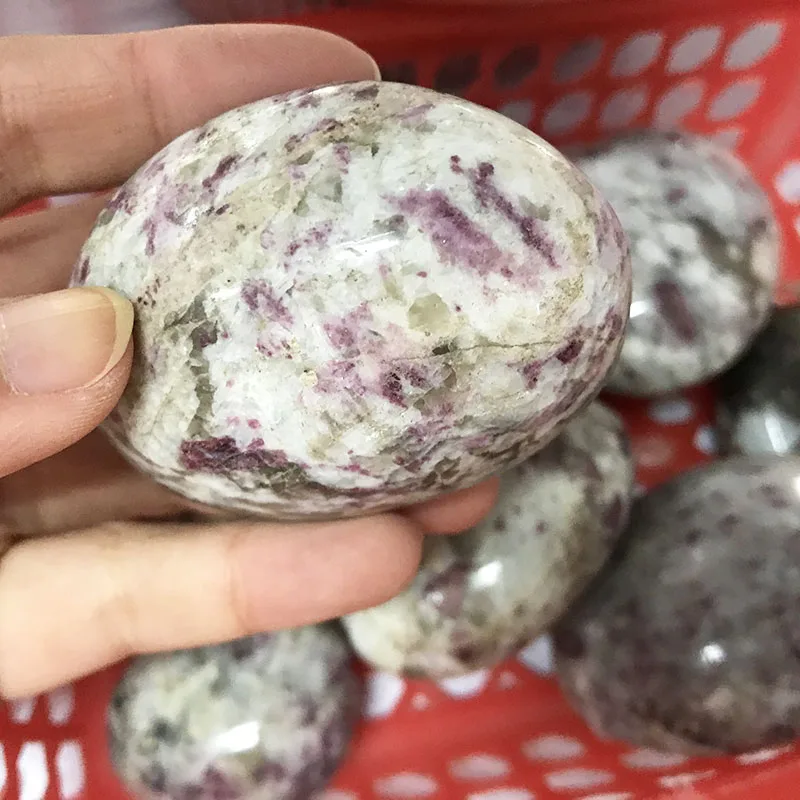 

Free shipping!Natural plum blossom Quartz Crystal Energy Palm Stone For Healing for wholesale .WY