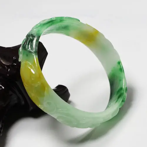 

2928 Beautiful Hand-carved Emerald Green Jadeite Jade Gems Bracelet Bangle