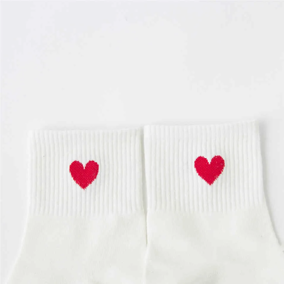 5 пар/партия, повседневные забавные женские носки, винтажные Носки с рисунком красного сердца, весенние носки с вышивкой, деловые хлопковые носки, женские носки