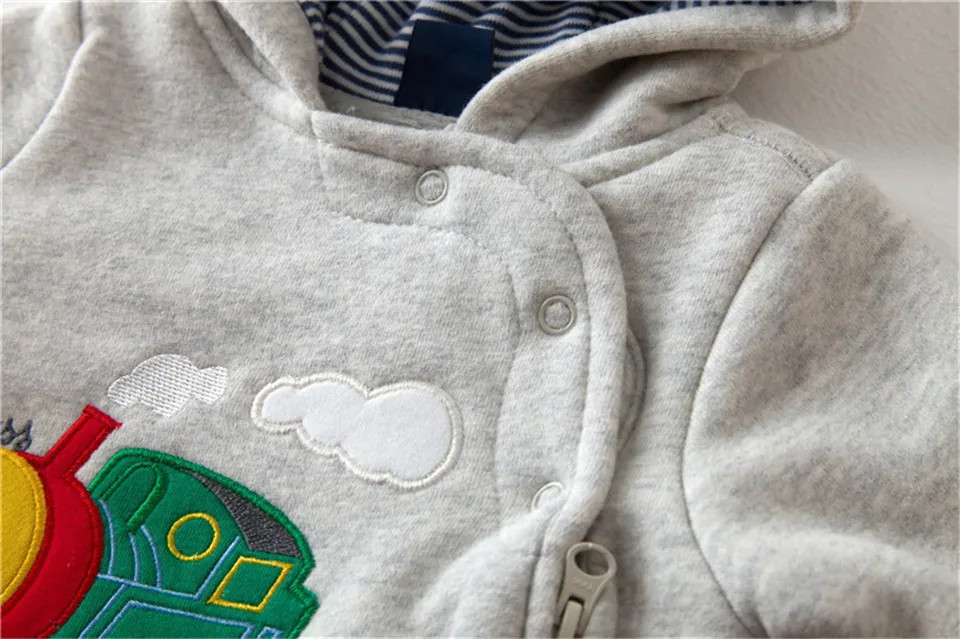 4581267699_1503287506_