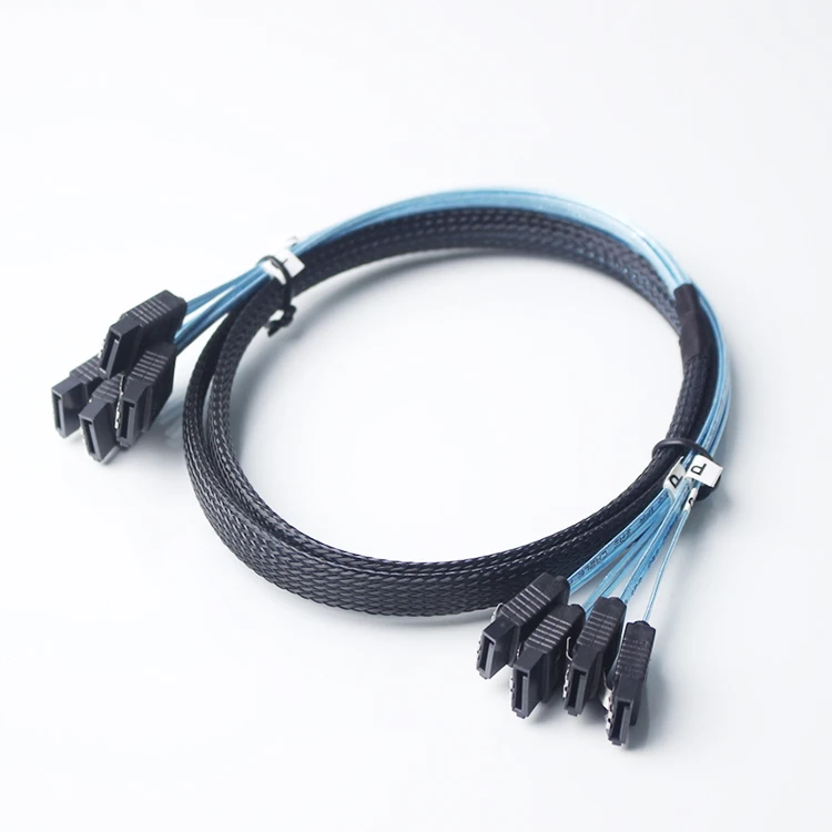SAS Cable 4xSATA 7Pin  (1)