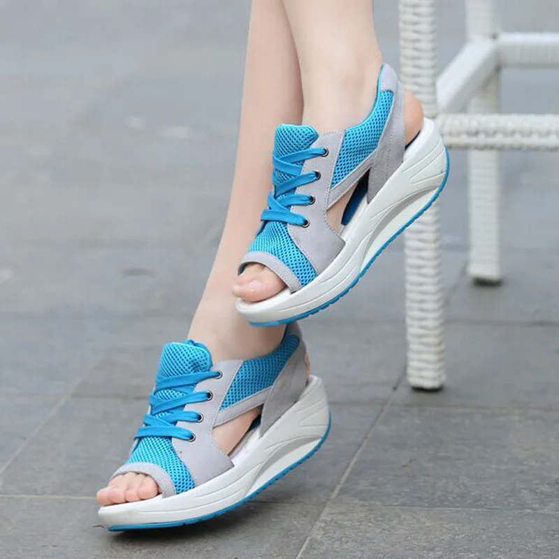 

POADISFOO Muffin Bottom Sandals Thick Bottom Slope Breathable Rocking Shoes Female Mesh Shoes Comfortable Casual shoes.LCH-2717