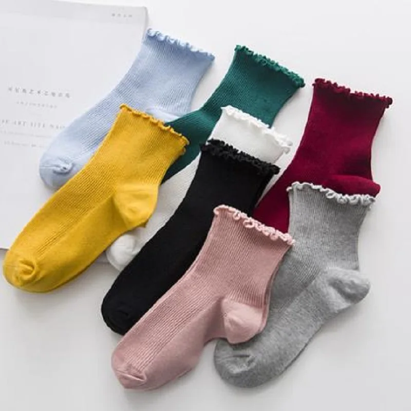 

New black fungus and cotton pile pile of socks Ms pure color short tube socks