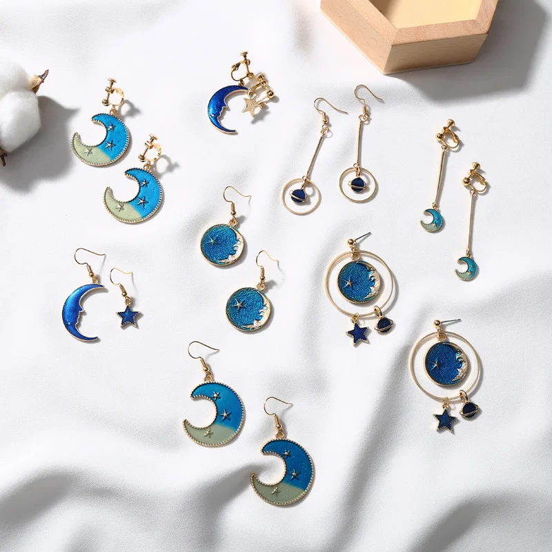 

In 2019, the new brand design blue stars and moon earrings are simple for women.