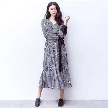 

YSMILE Y New Arrived Women Summer Dress V-neck Casual Beach Dresses With Sashes long Sleeve Crane Printed Midi Dress