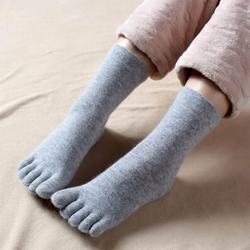 

Autumn and Winter Women's Girls Warm Soft Pure Color Wool Five Finger Toe Socks Women Cotton Socks