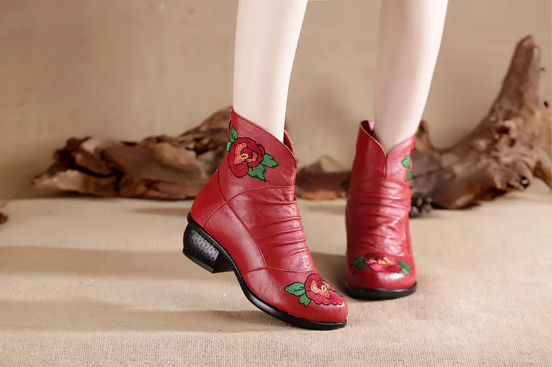 9157443209_929500872