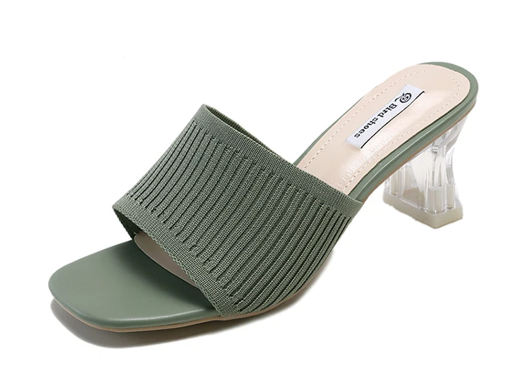 Тапочки; женские слипоны на квадратном каблуке с открытым носком; женские босоножки; женские шлепанцы; женская обувь