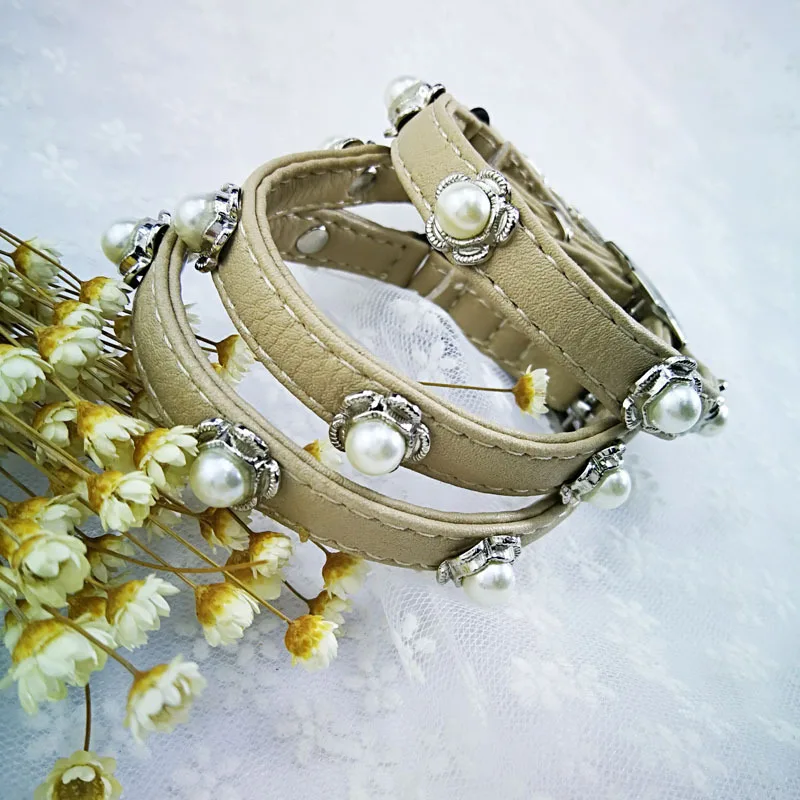 

Cute Lovely Beige Pearl Bell Leather Pet Cat Collar Neck Strap Adjustable