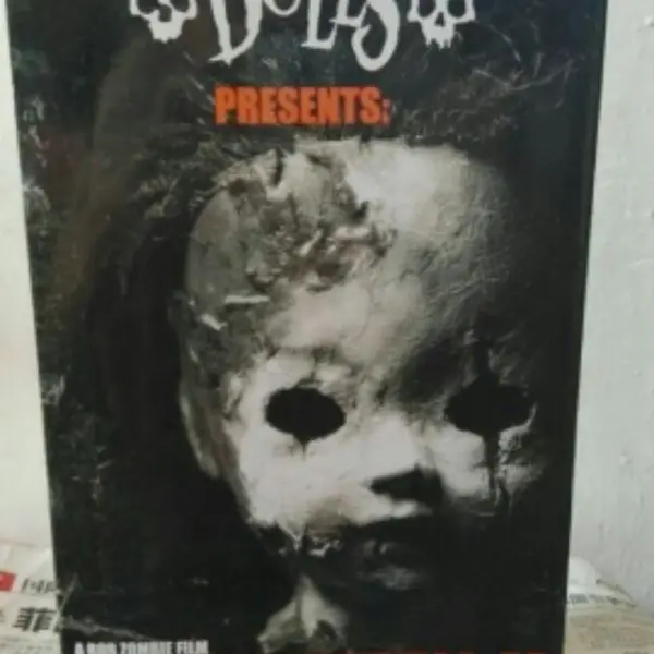 

Ant Mezco Living Dead Dolls Hellraiser Eat People Movable Terrorist Ghost Nursing Action Figure Model