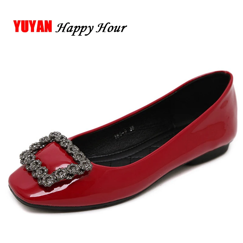

New 2019 Fashion Flats for Women Metal Design High Quality Women's Flats Ladies Brand Shoes ZH2783