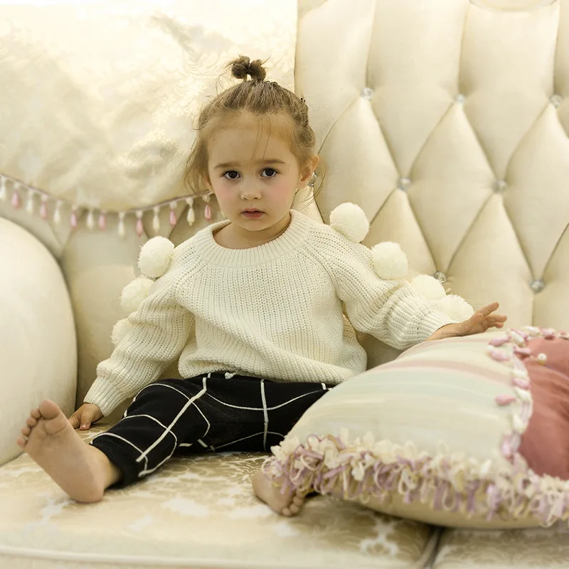

Baby girl spring and autumn sweater shirt children cute hair ball ball sweater sweater pullover shirt girls short warm sweater