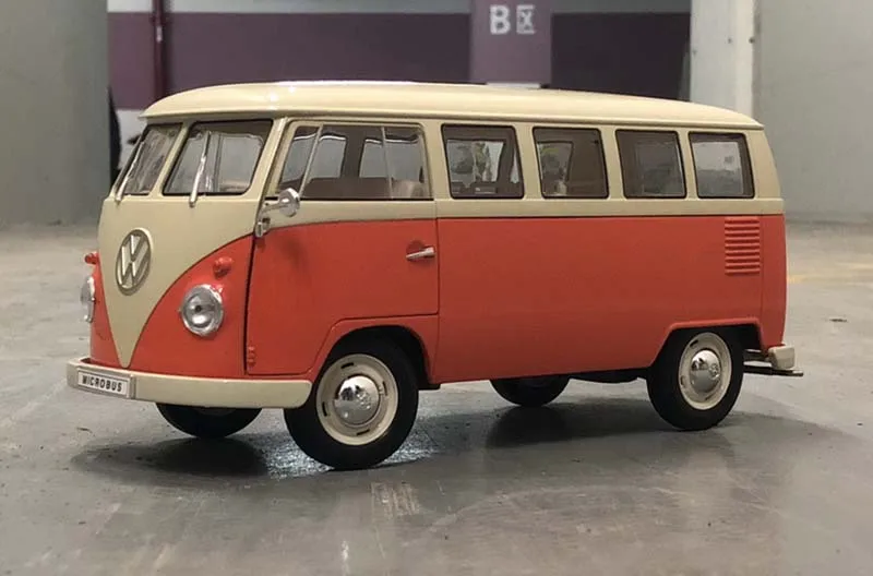 1:18 VW T1 Samba Van модель автобуса из сплава игрушечные машинки классические литые под давлением Машинки Игрушки для взрослых коллекция подарок