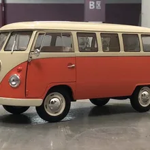 1:18 VW T1 Samba Van модель автобуса из сплава игрушечные машинки классические литые под давлением Машинки Игрушки для взрослых коллекция подарок