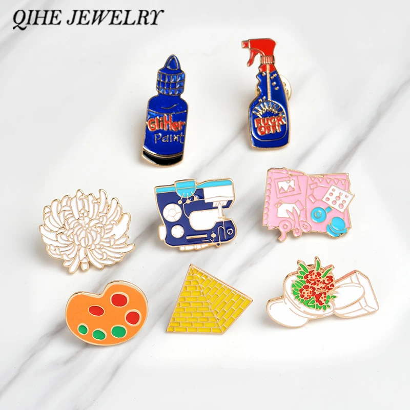 

QIHE JEWELRY Brooches & pins Palette toilet pyramid detergent sewing machine tool plate chrysanthemum daily supplies cartoon pin