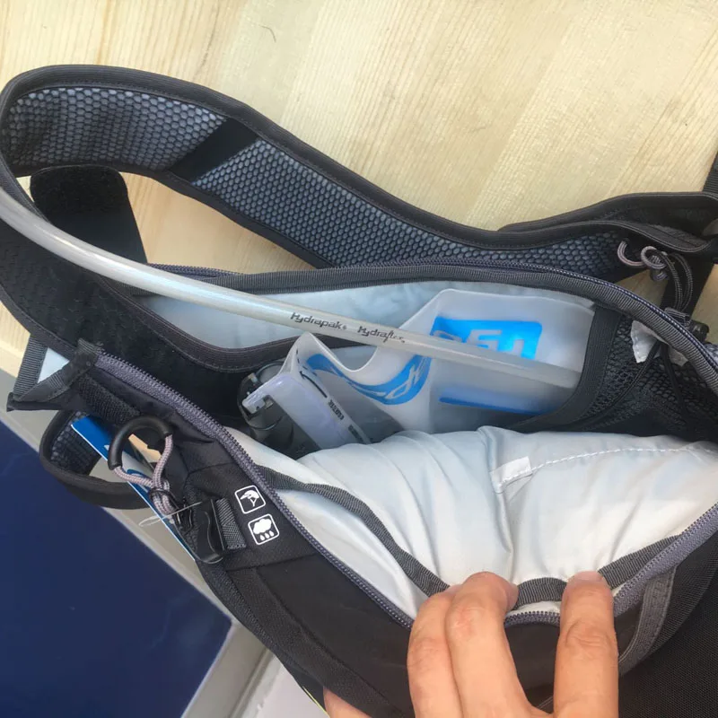 Cheap Bicycle Bags Shimano Unzen Cycling Hydration Pack bicycle bike bag 2/6/10/15L All Mountain Hydration Daypack  Hydrapak 15