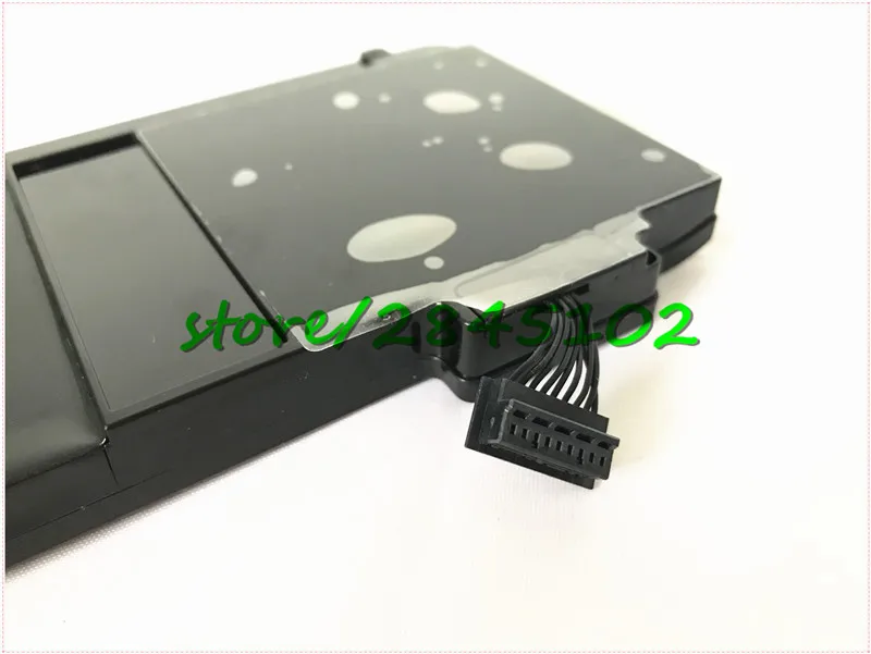 APPLE A1322 (5)
