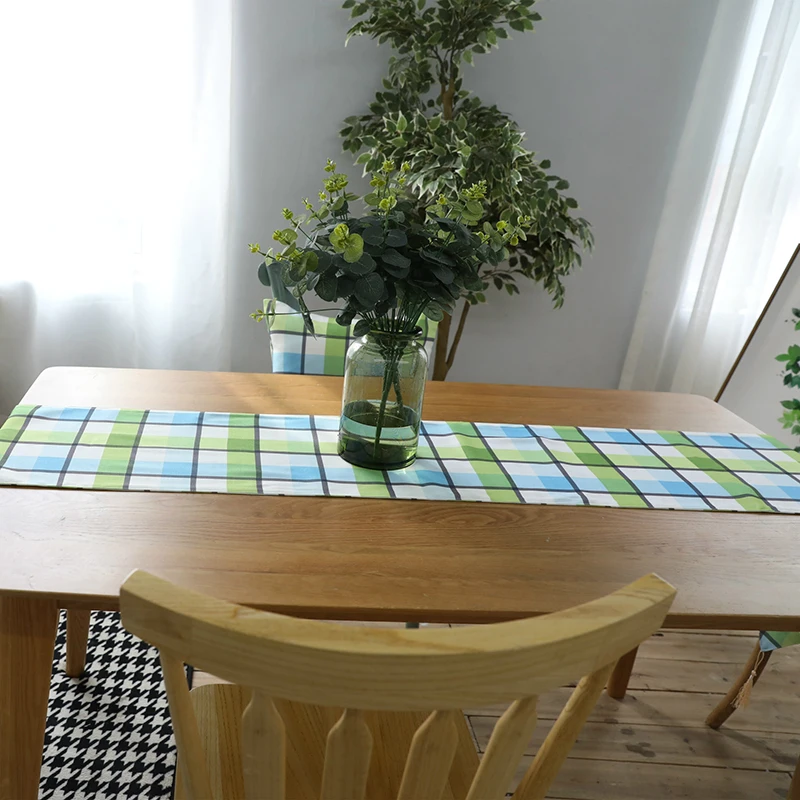 Simple Modern Geometric Green Plaid Table Runner With Tassels High-end Canvas Art Table Runners Wedding Coffee Table Decoration Simple Modern Geometric Green Plaid Table Runner With Tassels High-end Canvas Art Table Runners Wedding Coffee Table Decoration