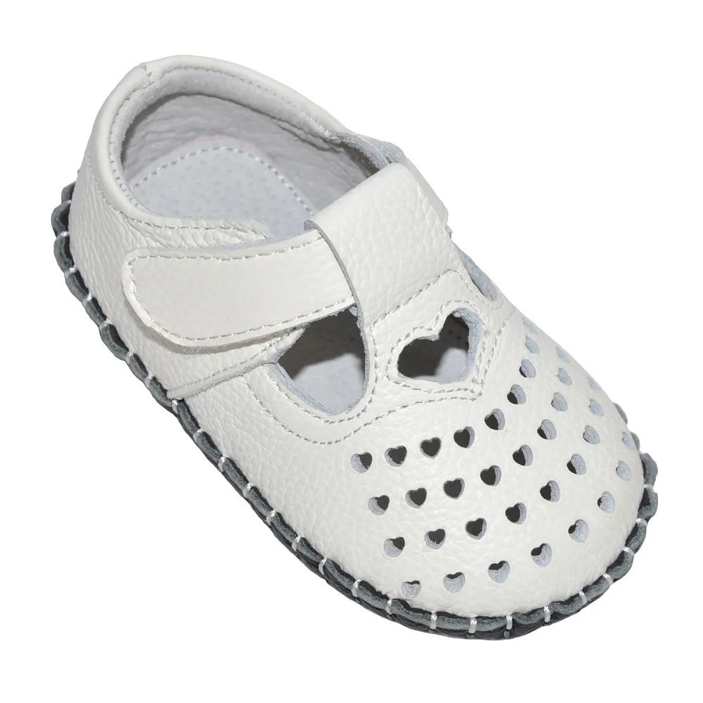 Novas do Bebê Forma de Couro Feitos à Mão da Criança Meninas Verão Sapatos Genuíno Coração-em Primeiros Walkers Suave Sole Princesa Calçados 2020 8 Genuíno Coração-Em Forma de Couro Feitos À