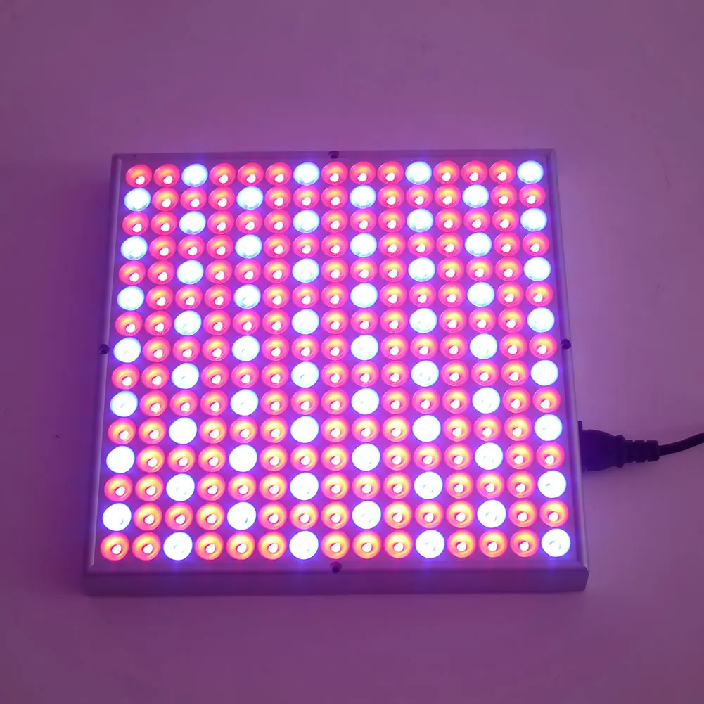 

LED Plant Growing Full Spectrum Light Indoor Cultivation 1400lm Red Blue Light