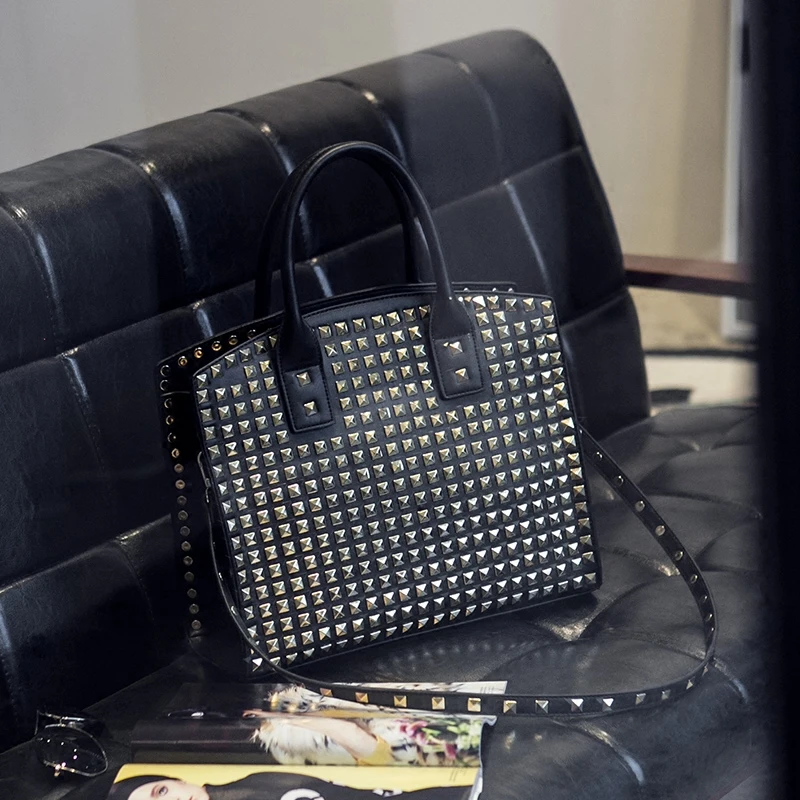 

2016 European High Quality Punk wind Fashion single shoulder bag Large capacity  shopping bag Rivet package 34CM PU leather