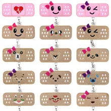 Idclip медсестры значок крепление катушки клип выдвижной держатель удостоверения личности с аллигатором клип улыбка лицо розовый белый держатель Бейджа