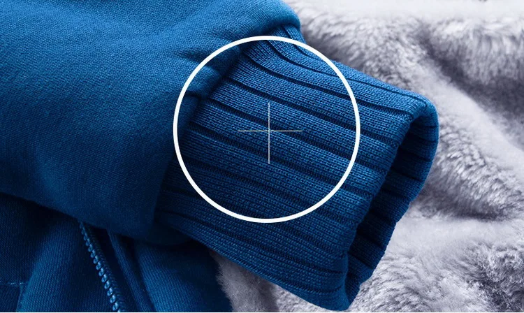 2431534668_1571359620