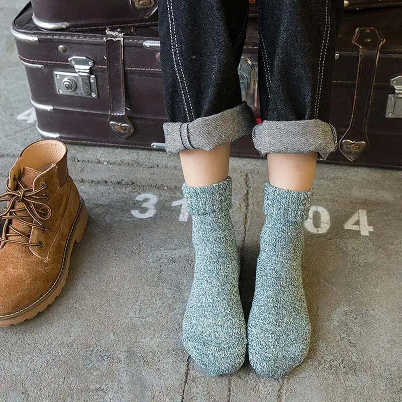 

Shake 5pcs/lot Winter Wamer Women Thicken Thermal Wool Cashmere Snow Socks Seamless Terry Boots Floor Sleeping Socks for Mens