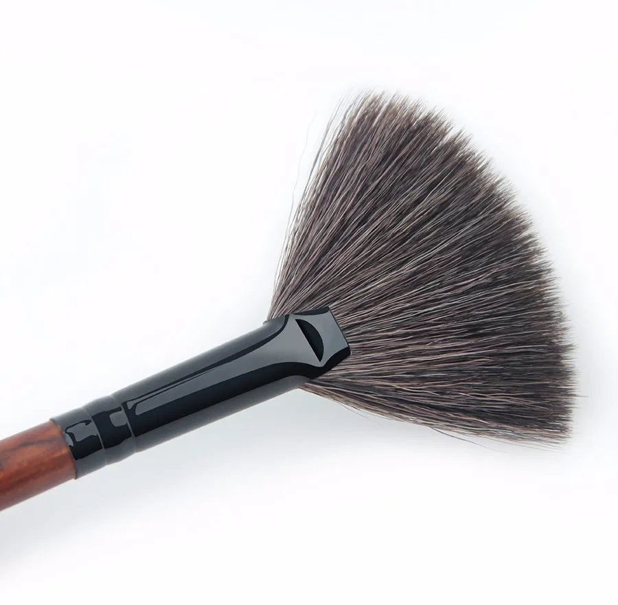 make up brushes (2)
