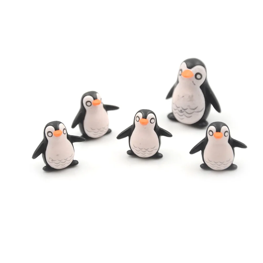 

5pcs/lot Penguin Fairy Garden Miniatures Mini Gnomes Moss Terrariums Resin Crafts Stakes For Garden Decoration