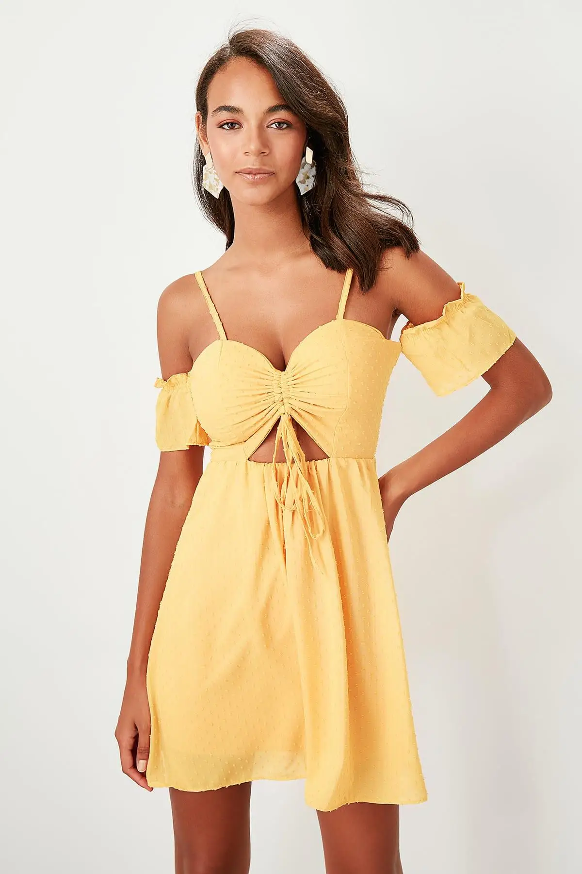 

Trendyol Mustard Büzgülü Beach Beach Dress TBESS19EL0472